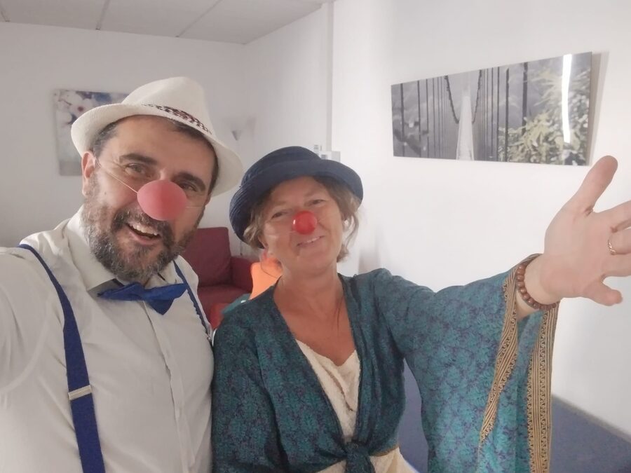Deux clowns du collectif Heyoka